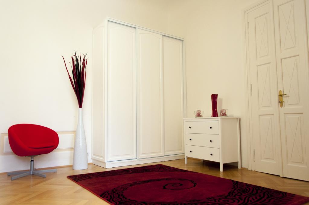 Cherry Charm Apartments Prague Exterior photo