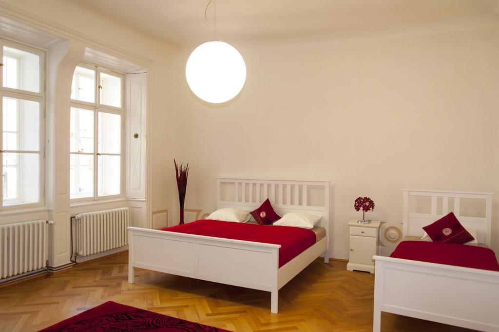 Cherry Charm Apartments Prague Room photo