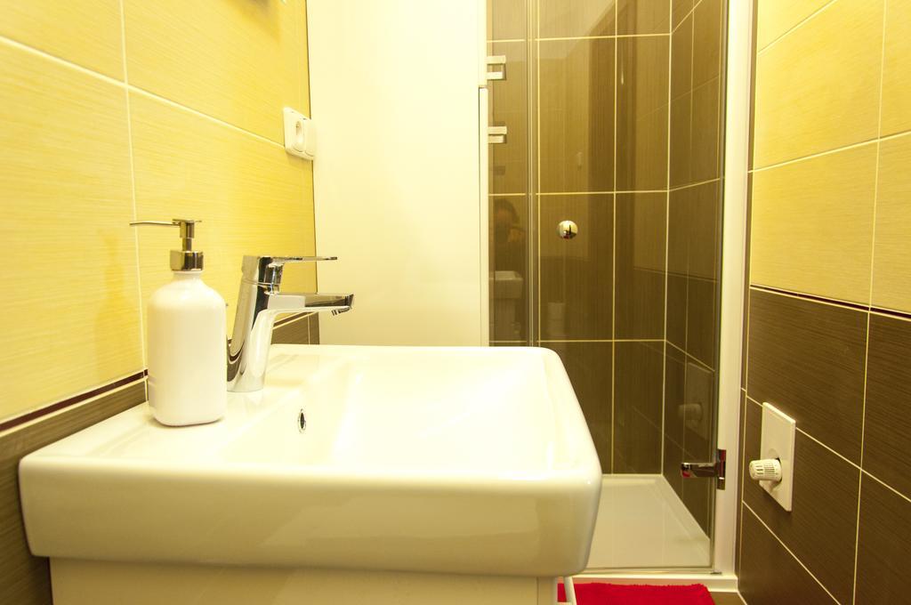 Cherry Charm Apartments Prague Room photo