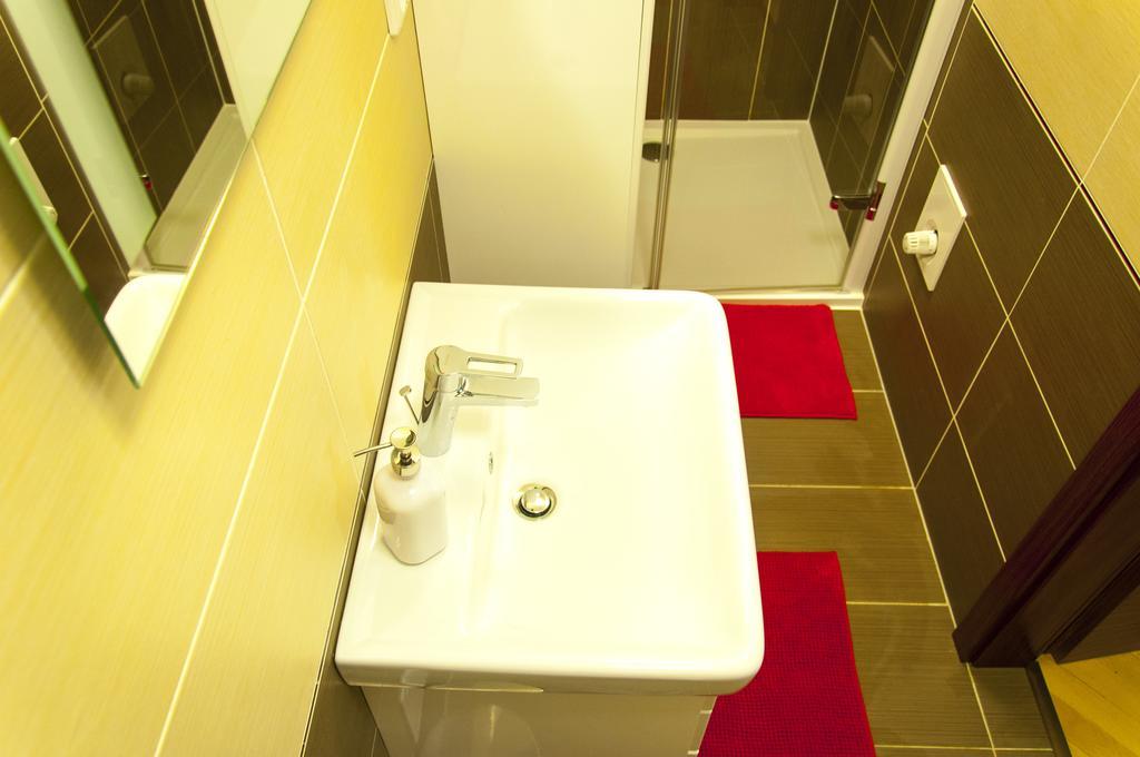 Cherry Charm Apartments Prague Room photo